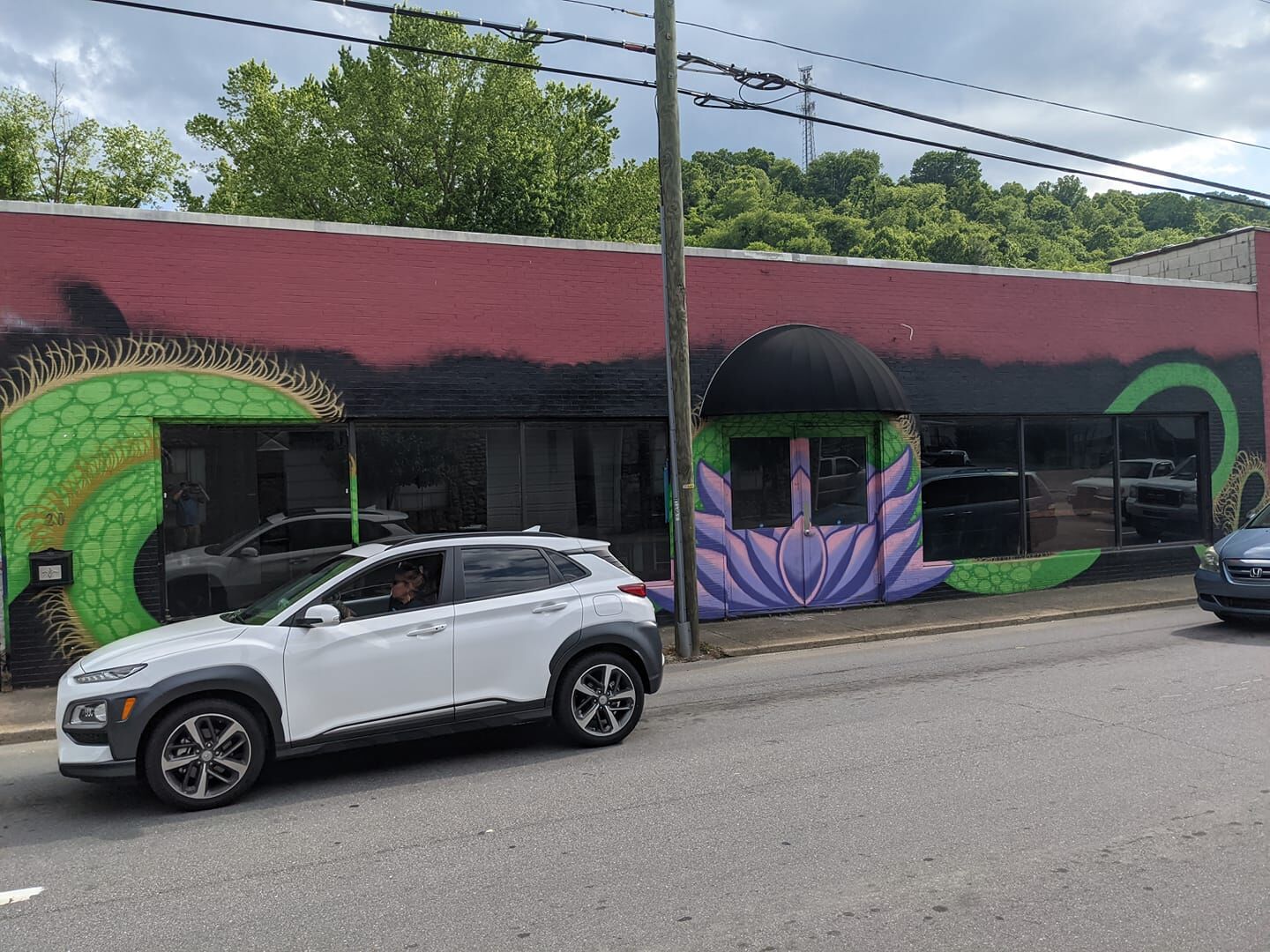 Canton location for the Dog House